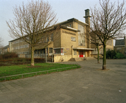 822383 Gezicht op de voor- en zijgevel van het Stedelijk Gymnasium (Homeruslaan 40) te Utrecht.